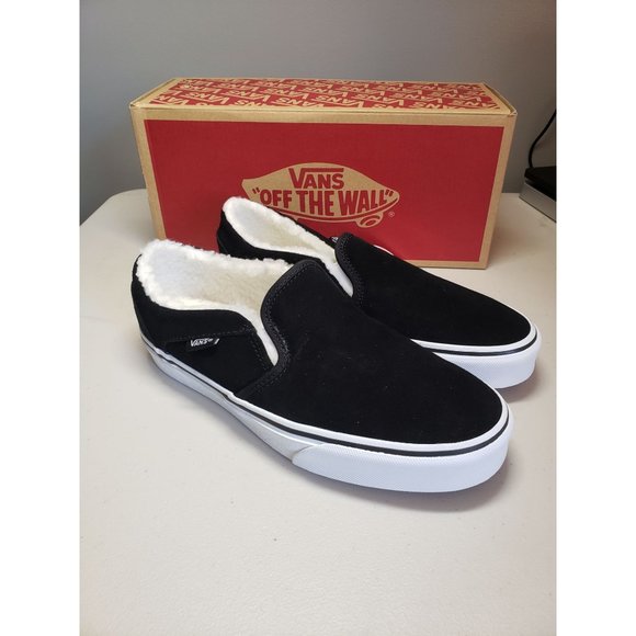 Vans Shoes - Vans Suede Asher With Faux Fur Lining Women's Size 7.